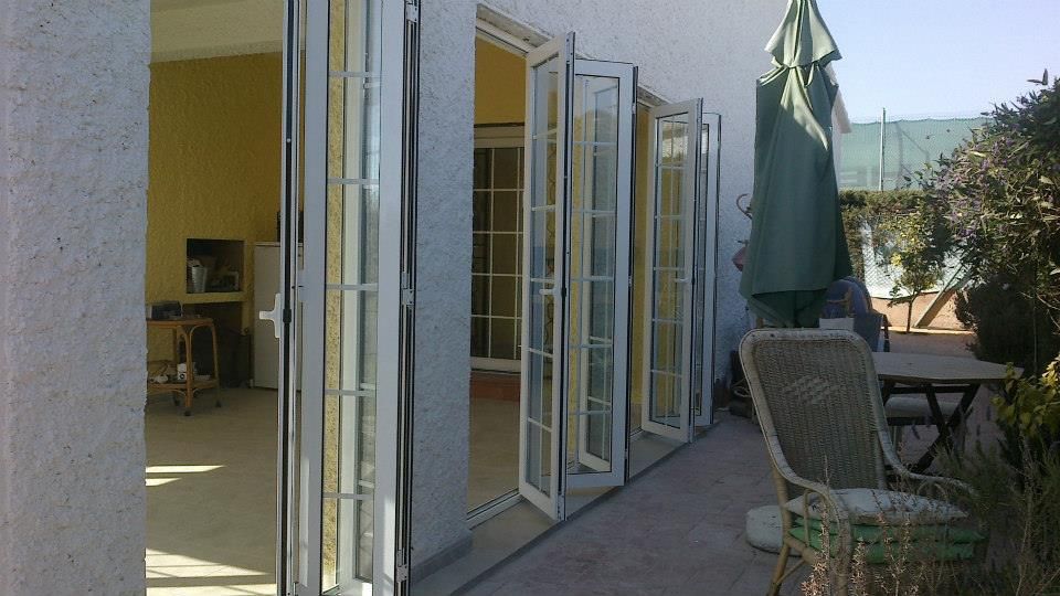 Aluminios J. Ariza puertas de patio